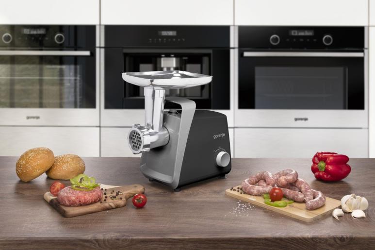 MEAT GRINDER MG1601SB GOR