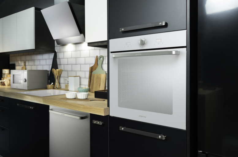 OVEN BO3CO8S01-1-BOS67371SYW GOR