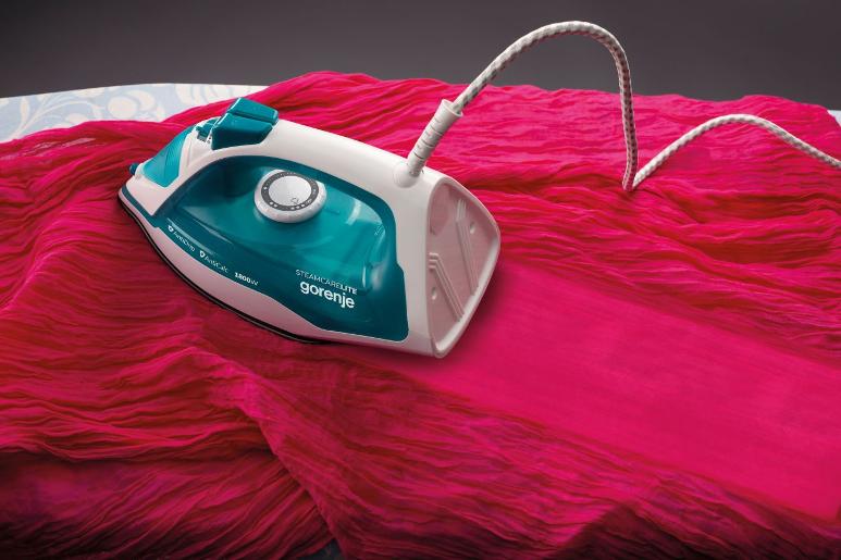 Steam Iron SIH1800TQC