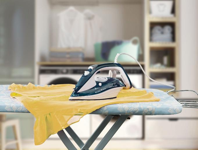 STEAM IRON SIH2800TQC