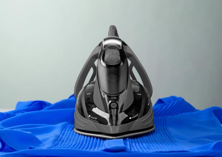 STEAM IRON SIH2600BKG GOR