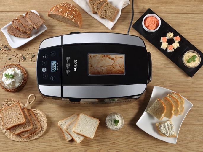 BREAD MAKER BM1210BK